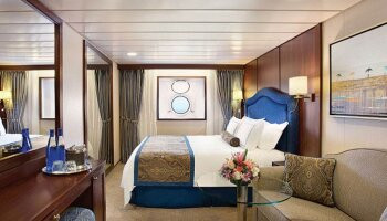 1548636829.4022_c370_Oceania Cruises Sirena Accommodation ocean-view-stateroom.jpg